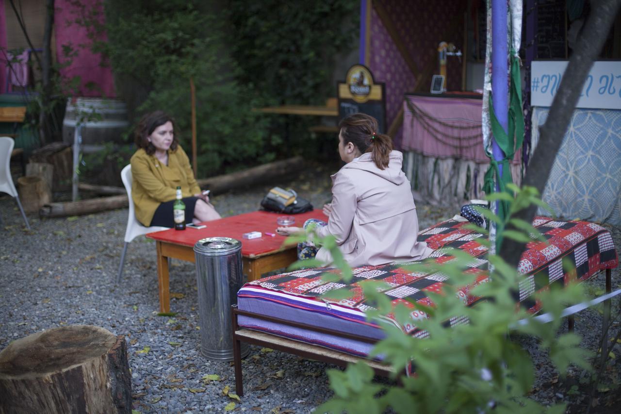 Zgarbi Hostel Тбілісі Екстер'єр фото